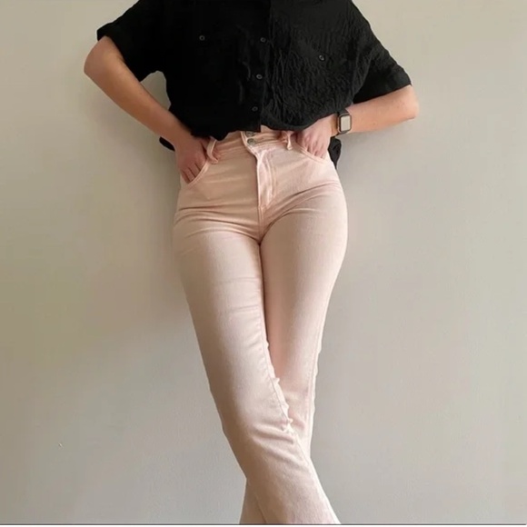 NWT LEVI'S 724 HIGH RISE STRAIGHT CROPPED soft pink -  26 - Picture 7 of 16